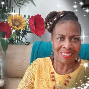 Meet your Posher, Valerie